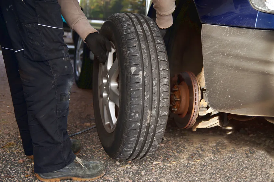 What To Expect From A Mobile Tire Replacement Service Glenside, PA What To Expect From A Mobile Tire Replacement Service Glenside, PA